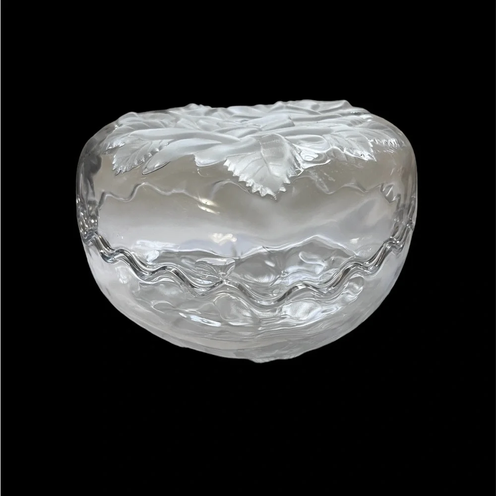 Clear Heart Shaped Trinket Dish Bowl With Lid Top Floral Design valentine's Day